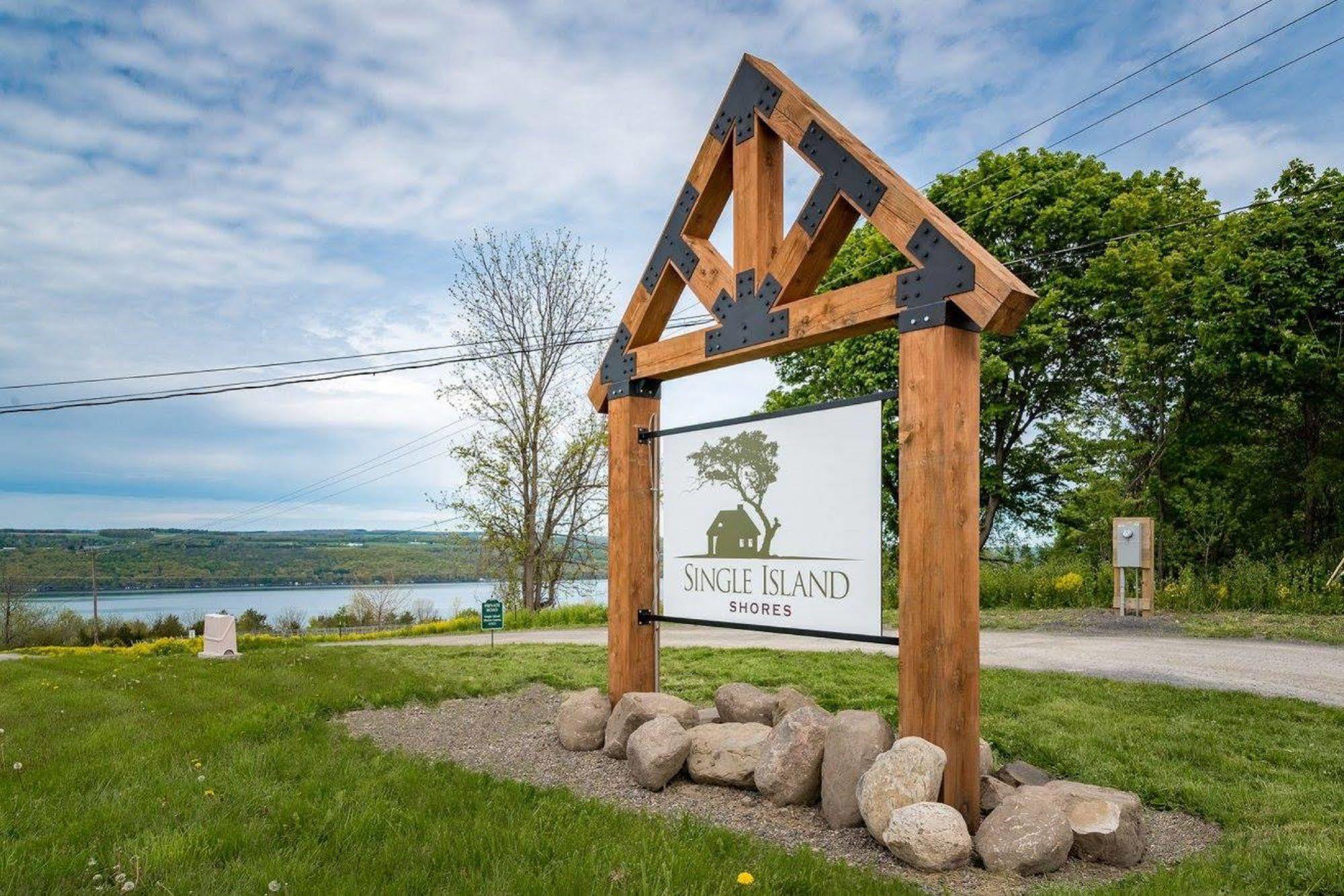 Single Island Shores Hector Exterior foto